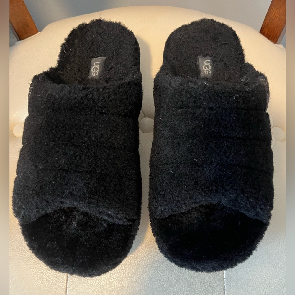 Black Ugg Slippers